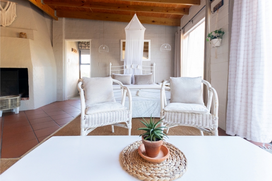 5 Bedroom Property for Sale in Trekoskraal Western Cape